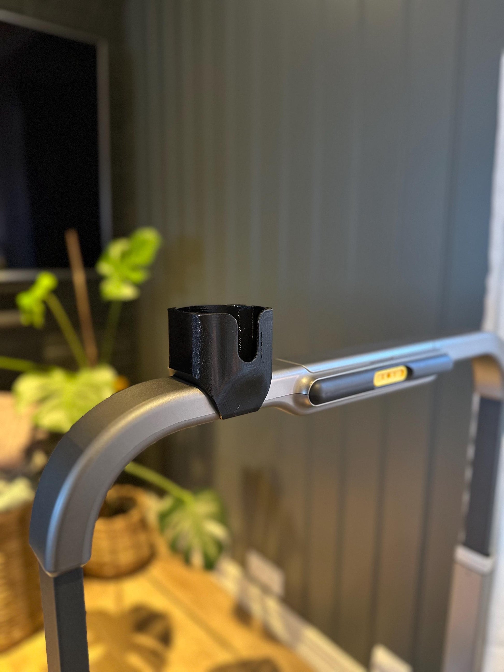 Cup holder for Walkingpad R2 Pro
